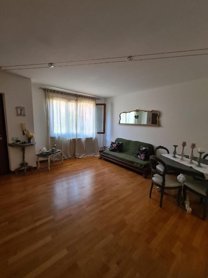 Вилла Casa Vacanze Le Rose Gabbro Экстерьер фото